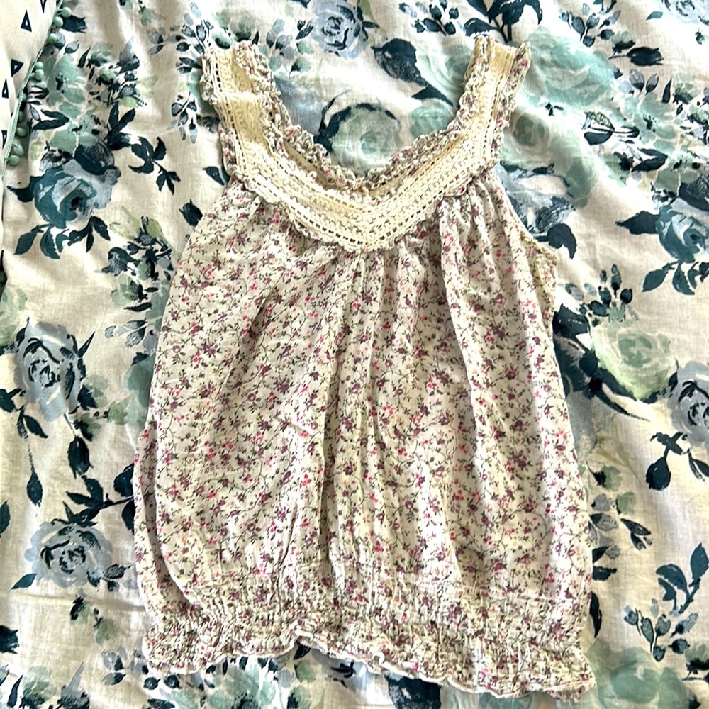 Lace Detail Floral Tank Blouse - Sz M